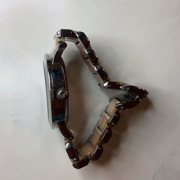 Michael Kors Woman watch - Picture 2 of 3